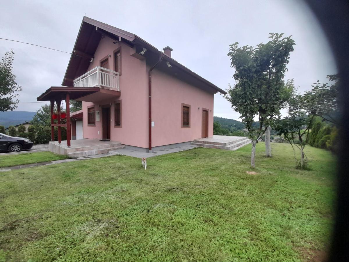Villa Usivak For Green Quiet Holiday Near Sarajevo#Travellerawards2025 外观 照片