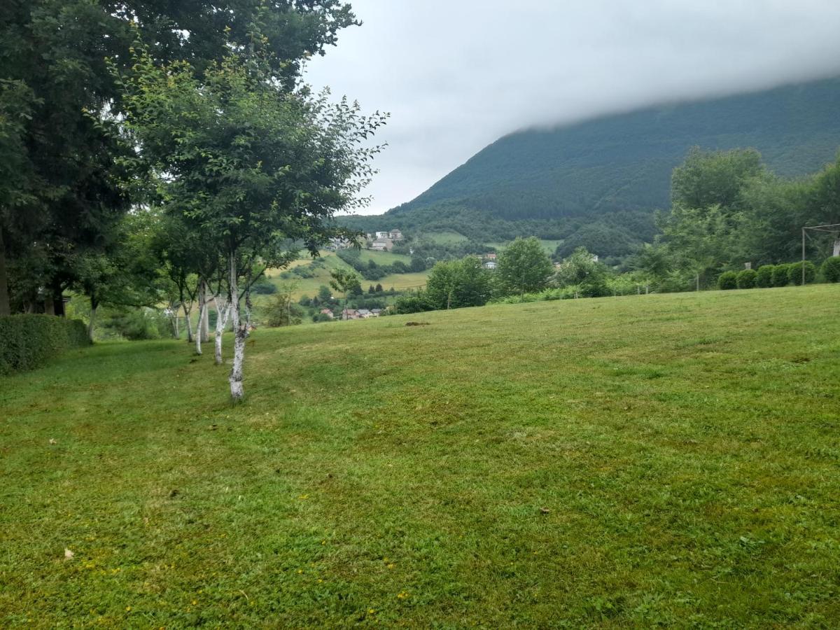 Villa Usivak For Green Quiet Holiday Near Sarajevo#Travellerawards2025 外观 照片