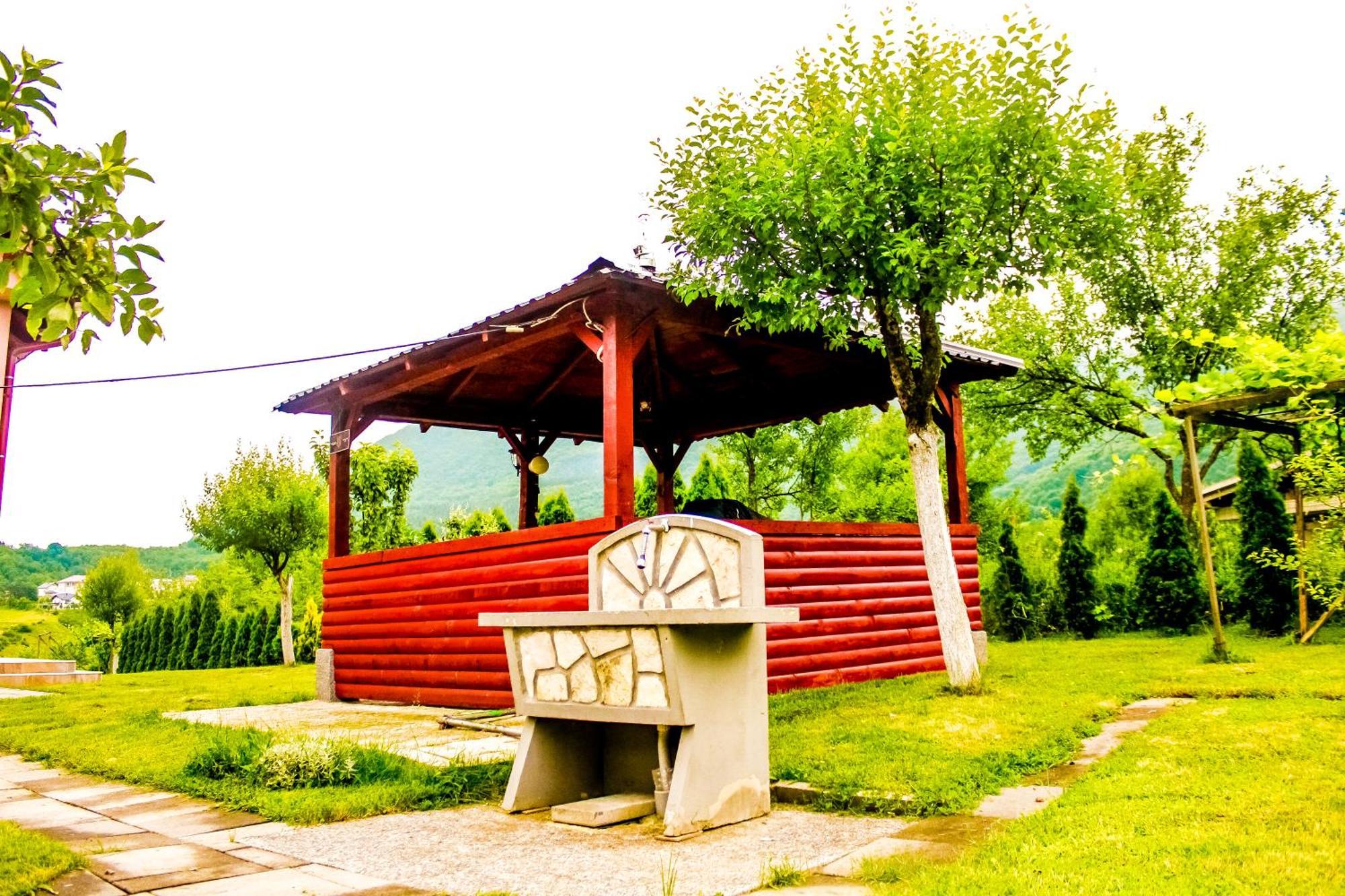Villa Usivak For Green Quiet Holiday Near Sarajevo#Travellerawards2025 外观 照片